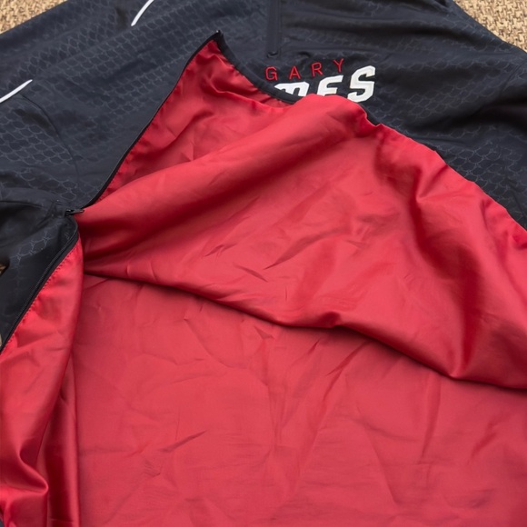 Vintage Calgary Flames NHL Reebok Era 1/4 Zip Pullover Jacket - Picture 12 of 15